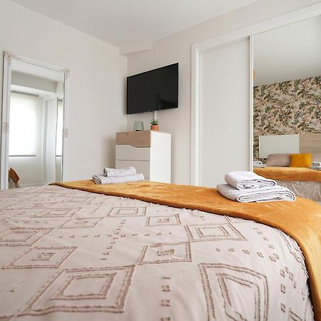 Precioso Apartamento En El Centro De Sanxenxo Exterior photo